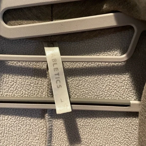 GUC L Grey Fabletics Jacket - Picture 5 of 5